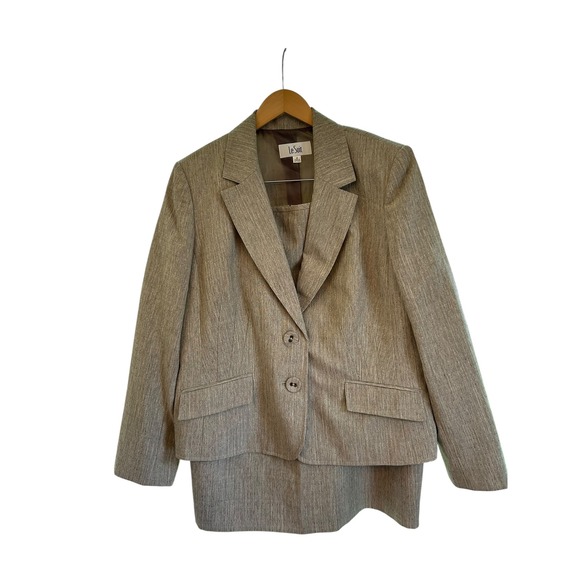 Le Suit Skirt Suit Set Women's  Size‎ 16 Blazer Neutral Color Pencil Skirt - Picture 1 of 5